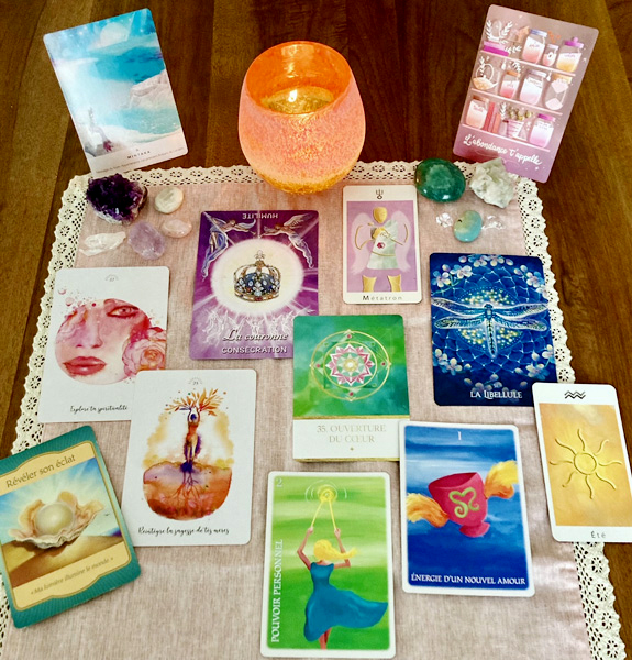 Lecture-creative-cartes-Tirage-oracles_2
